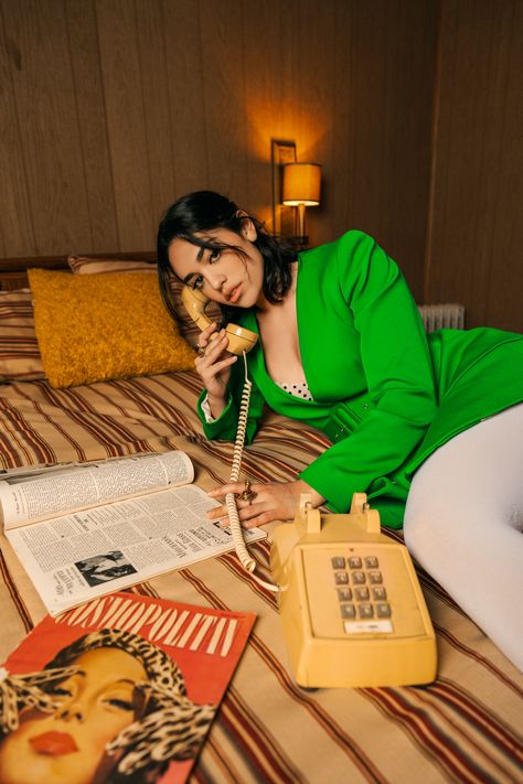 Hotel Phone Photoshoot, Aesthetic Fashion Photoshoot, Vintage Outfit Photoshoot, Vintage Phone Photography, Retro Motel Photoshoot, On The Phone Photoshoot, Motel Pool Photoshoot, Vintage Shoot Ideas Photoshoot, 60s Aesthetic Photoshoot