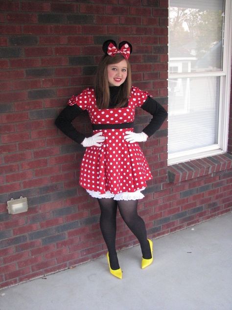 Halloween Costumes Minnie Mouse, Adult Halloween Party Food, Mouse Cosplay, Cowgirl Halloween Costumes, Adult Halloween Party Decorations, Cowgirl Halloween Costume, Kids Halloween Food, Cowgirl Halloween, Easy Halloween Party