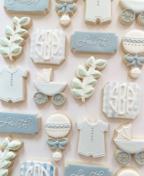 Cookies For One, Baby Boy Cookies, Pastel Baby Shower, Baby Shower Cakes For Boys, White Baby Showers, Make Cookies, Green Baby Shower, Spring Baby Shower, Baby Shower Decorations For Boys