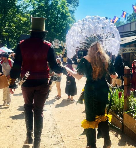 A Dandelion be guided through a crowd ☀️💛 . . . . #dandelion #cosplay #renfest #renfaire #renfairecostume Dandelion Cosplay, Cosplay Couple, Ren Faire Costume, Ren Fest, A Dandelion, Instagram A, Dandelion, Wonder, On Instagram