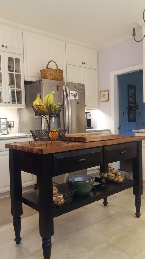 Black Kitchen Island With Butcher Block Top, Black Kitchen Island With Butcher Block, Butcher Block Island With Seating, Kitchen Butcher Block Counters, Kitchen Butcher Block Island, Island With Butcher Block Top, Kitchen Island With Butcher Block Top, Moveable Kitchen Island, Montana Decor