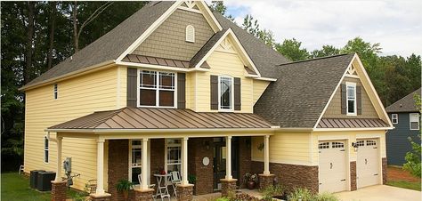 Love the colors brown brick with yellow siding Cream Siding, Yellow Siding, Yellow House Exterior, Flip Ideas, House Flip, House Addition, Brown Roof, Brown Brick, House Trim