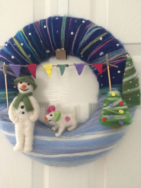 Needle Felted Wreaths, Needle Felted Christmas Wreath, Felted Wreath, Felt Spring Wreath, Spring Wreaths For Front Door Diy, Felt Spring, Felt Wreath, Needle Felted Christmas, Xmas Tree Decorations