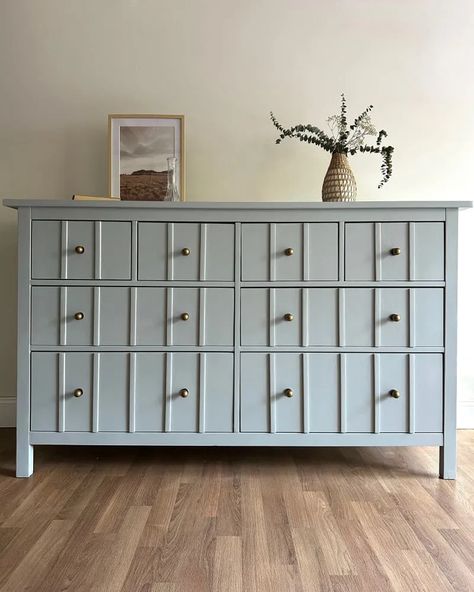 An Old IKEA HEMNES Dresser Gets a Designer-Worthy New Look for $130 Ikea Cd Storage, Ikea Hemnes Shoe Cabinet, Ikea Hemnes Hack, Ikea Hemnes Dresser, Hemnes Dresser, Diy Furniture Flip, Blue Gray Paint, Ikea Dresser, Ikea Billy Bookcase