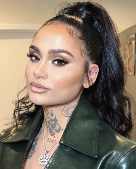 Kehlani pretty soft glam makeup Kehlani Makeup, Kehlani Instagram, Kehlani Parrish, Soft Glam Makeup, Kehlani, Hairstyle Look, Glam Makeup, Makeup Inspiration, Her Hair