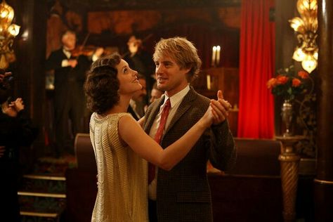 Teen Romance Movies, Top Romantic Movies, Romantic Movie Night, Paris Movie, Romance Movies Best, Zelda Fitzgerald, Date Night At Home, Midnight In Paris, Teenage Romance