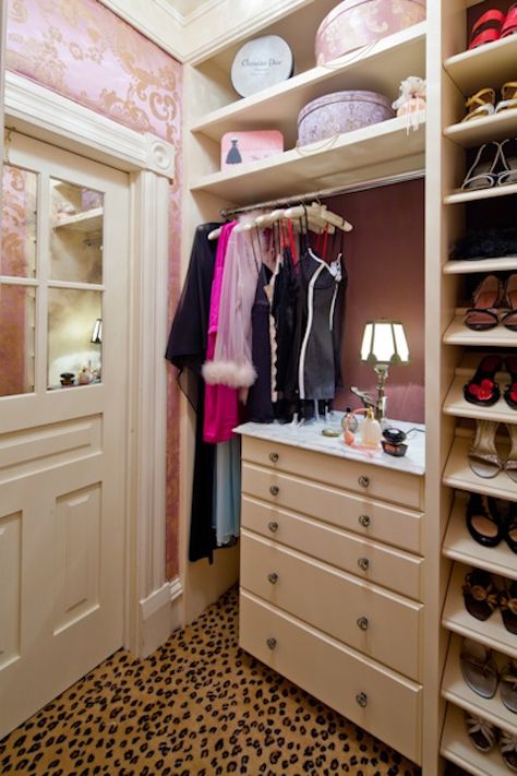 Lingerie Organization Ideas, Lingerie Storage Ideas, Closet Carpet, Shelter Architecture, Lingerie Organization, Lingerie Closet, Expensive Lingerie, Lingerie Storage, Leopard Carpet