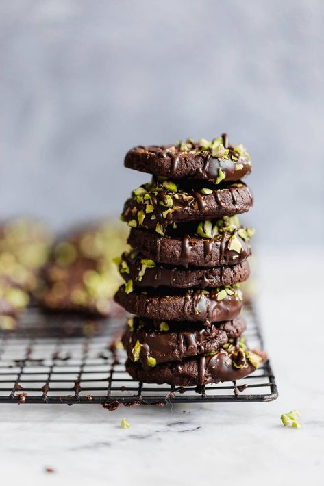 Pistachio Chocolate Sable Cookies - Broma Bakery Cookie Stack, Sable Cookies, Pistachio Chocolate, Delta Breezes, Broma Bakery, Crunchy Chocolate, Chocolate Nuts, Indulgent Desserts, Perfect Cookie