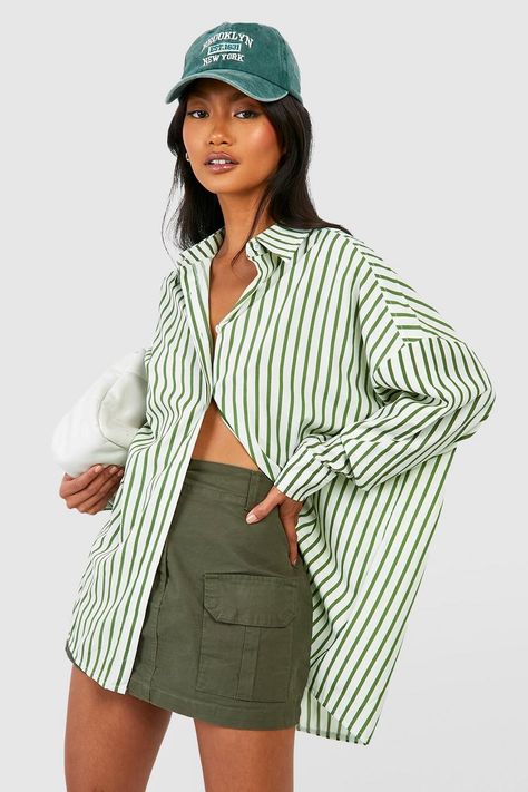 Stripe Drop Shoulder Oversized Shirt Stripe Beach Shirt, Green Stripes Shirt Outfit, Nautical Stripes Outfit, Green Striped Shirt Outfit, Bike Shorts Outfit Summer, Minimalism Outfit, Summer Camping Outfits, Bike Shorts Outfit, Outfits With Striped Shirts