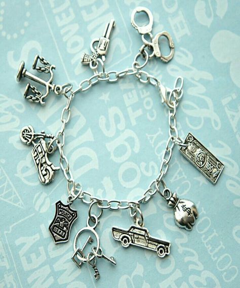 Cop Wife, Police Christmas, Police Officer Wife, Police Cops, Police Shirts, Police Gifts, Police Wife, Silver Charm Bracelet, Pretty Bracelets