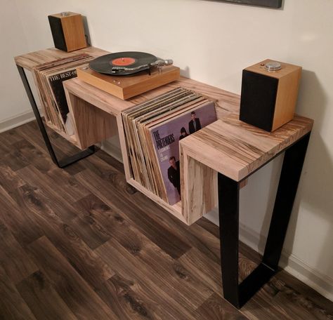 Diy Record Player Stand, Diy Record Player, Vinyl Record Furniture, Diy Record, Record Player Table, Record Room, Record Player Stand, Wood Table Design, Record Table