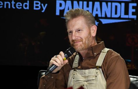 Rory Feek Has Remarried 8 Years After Loss Of Wife Joey Rory Feek, Breakfast Party Foods, Easy Dinner Casseroles, Culture Quotes, Surprise For Him, Etiquette And Manners, Breakfast Party, Small Town Life, Plant Problems