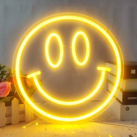 Smiley Face Paper Plates, Smile Day Ideas, Smiley Face Neon Sign, Smiley Face Bathroom Ideas, Smiley Face Bedroom Decor, Smiley Face Themed Birthday Party, Smiley Face Room Decor, Smiley Face Stuff, Smiley Craft