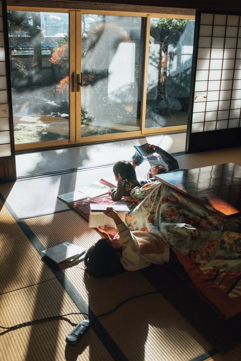 Japanese Childhood, Japanese Daily Life, Japanese Farmhouse, Rural Japan, Japan Lifestyle, Japanese Kids, Japanese Nature, Japan Architecture, Japanese Lifestyle