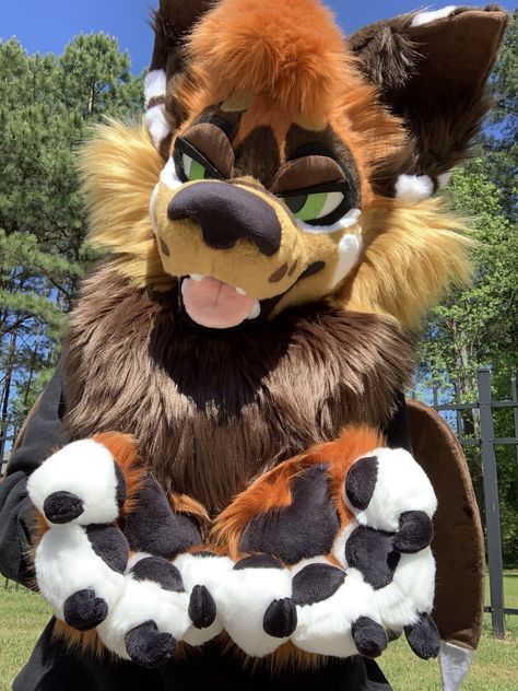 Fursuit Dragon, Cute Fursuits, Fursuit Inspiration, Fursuit Ideas, Fursuit Tutorial, Fur Suit, Strep Throat, Suit Ideas, Animal Study