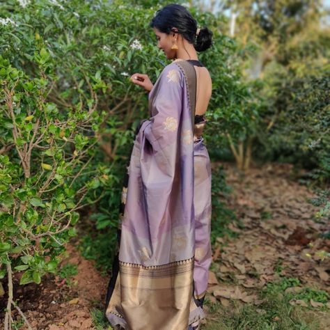 Lilac Silk Saree, Lilac Saree, South Indian Silk Saree, Beautiful Sarees, Indian Silk Sarees, Banarasi Silk Saree, Saree Shopping, Blouse Design Models, Saree Look