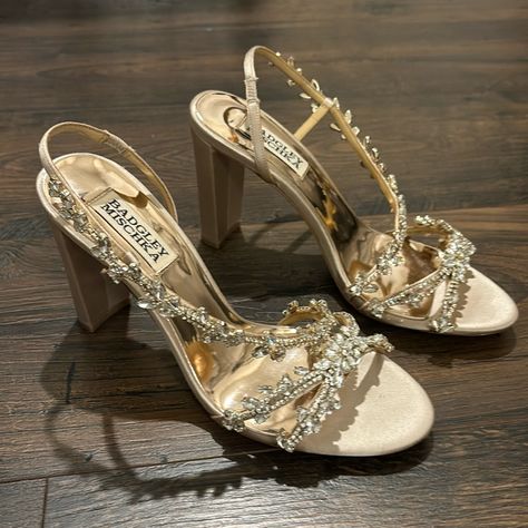 Badgley Mischka Felda Embelished High-Heel Sandal Champagne Satin Rhinestone And Crystal Embellished Straps Open Toe, Pull On Elastic Gore At Heel For A Flexible Fit 3.5" Covered Heel Satin Upper, Leather Sole Champagne Quince Heels, Green Quinceanera Heels, Shoes For Women Party, Gold Prom Shoes Heels, Gold Quinceanera Heels, Open Toe Wedding Heels, Cute Gold Heels, Gold Wrap Around Heels, Golden Heels Wedding