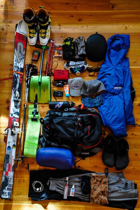 Ski Touring Gear, Backcountry Skiing Gear, Snowboard Backpack, Ski Pack, Ski Backpack, Old Skis, Mountain Gear, Ski Culture, Ski Bums