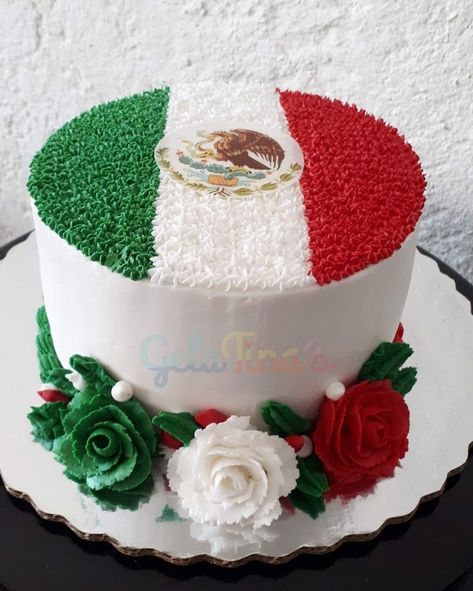 Mexican Themed Cakes, Mexican Cake, Buttercream Cake Designs, Fiesta Cake, 13 Birthday Cake, Mexican Snacks, Flag Cake, Mexican Birthday, Mexican Party Theme