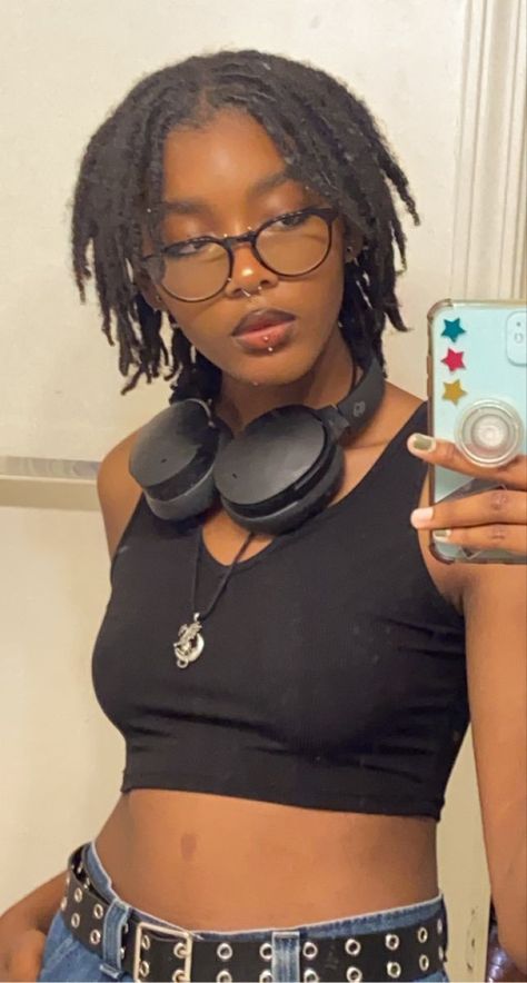 Black Tomboy Hairstyles, Black Nonbinary People Hair, Black Dreads Black Women, Mullet Locs Black Women, Black Nonbinary Hairstyles, Earthy Dreadheads, Locs And Piercings, Dreads For Black Women, Loc Wolfcut