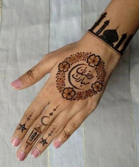 Full Hand Mehndi Design, Finger Mehendi Designs, Simple Mehndi Design, Hand Mehndi Design, Mehndi Designs Bridal Hands, Full Hand Mehndi, Latest Henna Designs, Mehndi Designs For Kids, Very Simple Mehndi Designs