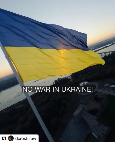 Ukraine Aesthetic Flag, Ukraine Photography, Aesthetic Ukraine, Ukraine Aesthetic, Own Language, Pretty Knives, Ukraine Flag, Live Picture, Falling From The Sky