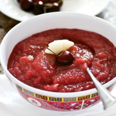 Cherry Applesauce, Crockpot Applesauce, Apple Sauce Recipes, City Magazine, Going Vegetarian, Harvest Recipes, Frozen Cherries, Cherry Recipes, Garden Harvest