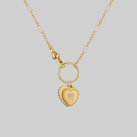 Hand Grasping, Heart Pendants, Clasp Necklace, Gold Locket, Dope Jewelry, Pierced Jewelry, Jewelry Lookbook, Girly Jewelry, Dream Jewelry