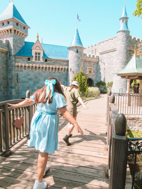 Peter Pan And Wendy Disneybound, Wendy Darling Disneybound, Wendy Disneybound, Wendy Darling Costume, Peter Pan Disneybound, Wendy And Peter Pan, Disneyland 2023, Peter Pan Wendy, Wendy Darling