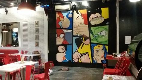 Mural SuperHeroes Pop Art di Comic Cafe Comic Interior Design, Pop Art Cafe Interior, Pop Art Mural, Restaurant Graffiti Wall Art, Comic Book Wall Art Murals, Cafe Wall Art Murals Food, Burger Mural Wall Art, Cafe Jakarta, Riverside Cafe