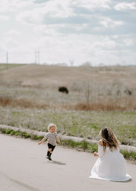 Here's a favorite and perhaps unexpected mom spring/summer outfit combo!! Check out this post for tips on how to rock the dress and sneaker combo as a mother of littles and enjoy these adorable mother and son spring photos too! #whitedress #toddlerrainboots #toddlerfashion Mom And Son Mothers Day Pictures, Spring Mom And Son Photos, Mom And Son Vacation, Mom And Son Travel, Mom And Son Photography, Mommy And Son Travel, Mother Son Photos, Toddler Rain Boots, White Ruffle Dress