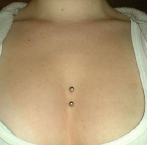 . Piercing Surface, Chest Piercing, Different Types Of Piercings, Microdermal Piercing, Surface Piercing, Funky Tattoos, Cool Ear Piercings, Cute Piercings, Types Of Piercings