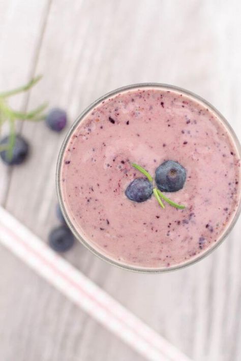 Natural Sleep Aid: 19 Bedtime Drinks to Help You Fall Asleep | Greatist  Blueberries are regular guests at breakfast, but their high concentration of sleep-aiding polyphenols makes them a great option for a bedtime snack, especially when accompanied by other sleep-promoting ingredients like avocado, lavender, and bananas. Plus, since this smoothie is practically a salad, it’s also a pretty tasty way to get in some fiber if you’re lacking in that department. Smoothie Shack, Lavender Smoothie, Bedtime Smoothie, Paleo Smoothies, Aip Recipe, Emily Kyle, Blueberry Lavender, Smoothie Guide, Healthy Bedtime Snacks