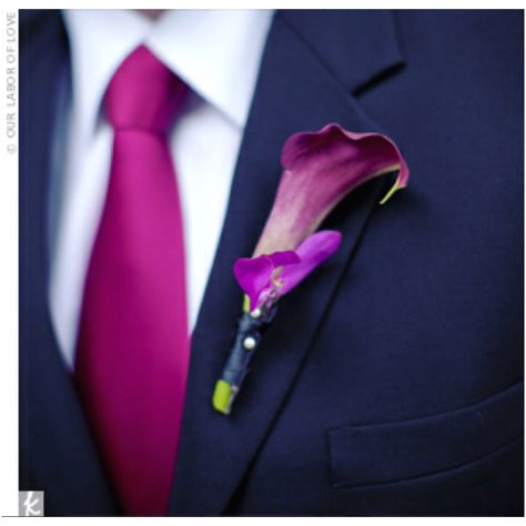 Navy suit with plum/purple tie: would prefer a pattern in the shirt and tie that integrates the purple and blue, but this is a good start. White Tuxedo Wedding, Calla Lily Boutonniere, Navy Suit Wedding, Magenta Wedding, Purple Calla Lilies, Purple Wedding Flowers, Navy Suit, Purple Tie, Navy Wedding