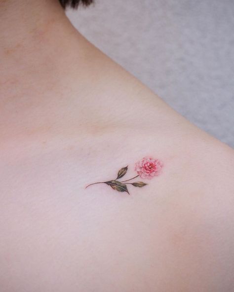 Hummingbird Tattoo, Tattoo Feminina, Floral Ideas, Rose Tattoo, Minimalist Tattoo, Beautiful Tattoos, Cute Tattoos, Maple Leaf Tattoo, Watercolor Tattoo