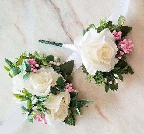 White Roses Corsage, Pink Corsage And Boutonniere, Rose Corsage And Boutonniere, White Flower Boutonniere, Vintage Boutonniere, Burlap Boutonniere, Pink Corsage, Boutonniere White, Gold Corsage