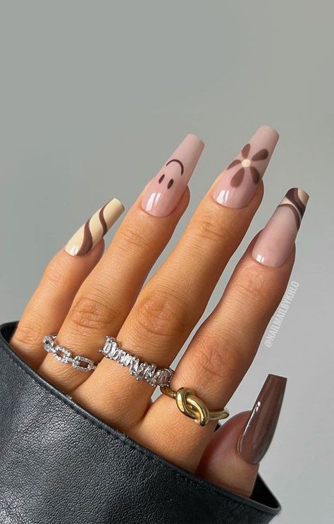 Fall Tone Nails, Unusual Nail Designs, Nails 23, Nails Colour, Kylie Nails, Brown Acrylic Nails, Kutek Disney, Brown Nails Design, Nails Arts