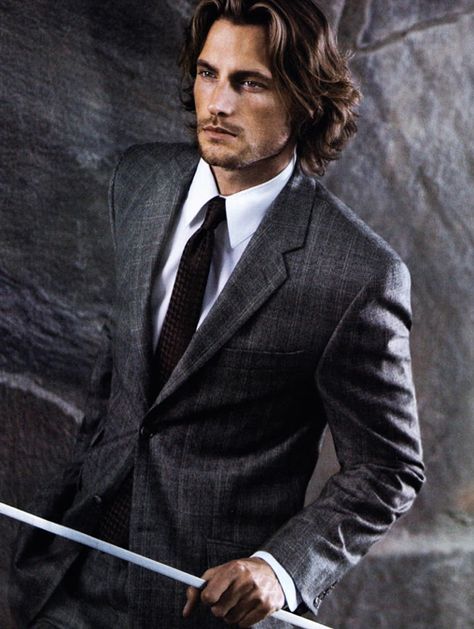 Gabriel Aubry for Calvin Klein Collection Fall 2006 Campaign _ Gabriel Aubry, Men's Long Hairstyles, Men Haircut Styles, Evolution Of Fashion, Calvin Klein Collection, Sharp Dressed Man, Trending Haircuts, Grunge Hair, Long Hair Styles Men