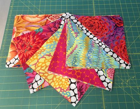 Crazy Quilting Ideas, Crazy Quilt Embroidery, Quilt Embroidery, Quilt Big, Kaffe Fassett Quilts, Abstract Quilt, Kaffe Fassett Fabric, Scrappy Quilt Patterns, String Quilts