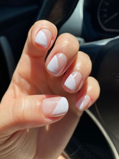 Permanent nails, diagonal, french style. Hombre White Tip Nails, White Diagonal Nail, French Nails Diagonal, Triangle French Manicure, Diagonal Nail Art, Diagnol French Tip, Half White Nails, Asymmetrical French Nails, Slanted French Tip Nails