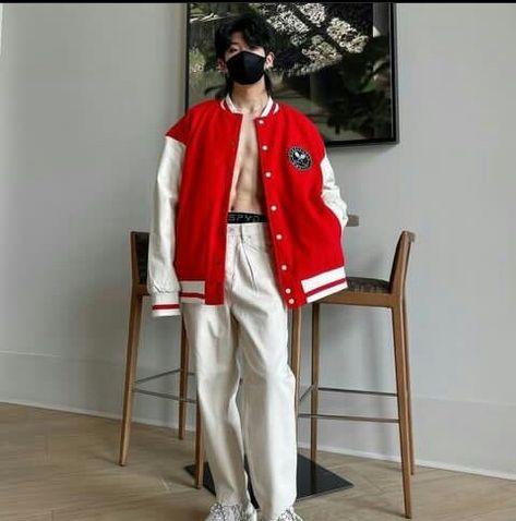 Korean Men Streetwear, Red Outfit Korean, Men Korean Fashion, Red Outfits, Outfit Korean Style, Retro Looks, Outfit Korean, Queer Fashion, Mens Fashion Inspiration