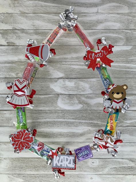 Ring Pop Cheer Gift, Senior Night Gift Ideas Cheerleading, Senior Night Cheer, Candy Leis, High School Experience, Cheerleading Party, Cheerleader Gift, Candy Lei, Laffy Taffy