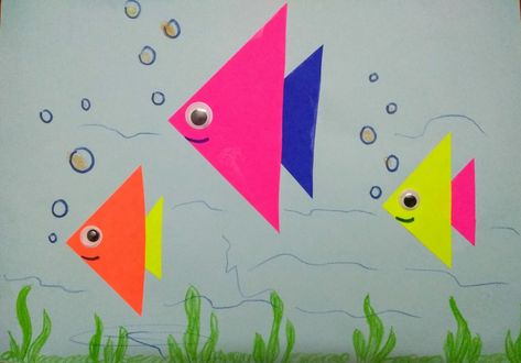 Craft For Triangle Shape, Crafts For Triangle Shape, Triangle Fish Craft Preschool, Easy Fish Crafts Preschool, Origami For Preschool, Drawing Activity For Kindergarten, Triangle Shape Crafts For Preschool, Triangle Preschool Crafts, Triangle Activity For Preschool