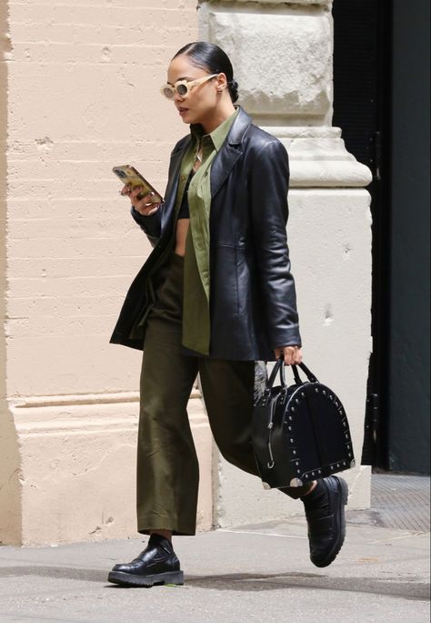 Tessa Thompson Street Style, Tessa Thompson, Grown Women, Rocker Chic, Fall Fits, Mode Inspo, Looks Vintage, Forest Green, Autumn Winter Fashion