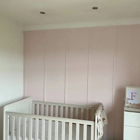 Farrow and Ball Middleton Pink 245 kids room Pink Farrow And Ball Paint, Middleton Pink Farrow And Ball, Calamine Farrow And Ball, Pink Farrow And Ball, Farrow And Ball Bedroom, Pink Baby Nursery, Wimborne White, Suite Bathroom, Farrow And Ball