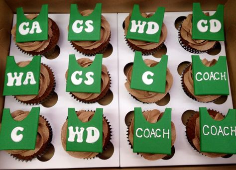 Netball Cupcakes Netball Party Ideas, Netball Cupcakes, Breakup Ideas, Netball Coach, Basket Cake, 10th Birthday Parties, Netball, Fun Cupcakes, Cup Cakes