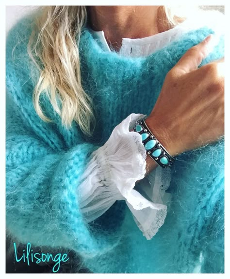 Turquesa Pull Angora, Sukienki Maksi, Pull Mohair, Aqua Turquoise, Mohair Sweater, Snow Leopard, Moda Vintage, Clothes Ideas, Mode Inspiration