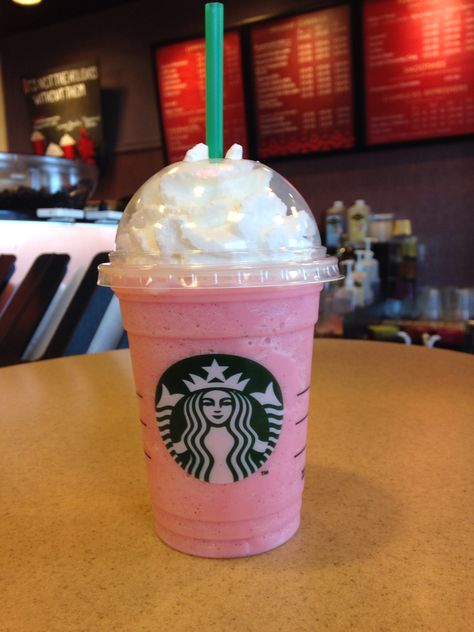 Starbucks secret menu: Cotton Candy Frappe! Recipe: start off with vanilla bean frappe, add one pump of raspberry syrup and that's it!!! Cotton Candy Frappe, Starbucks Valentines Drinks, Party Ideas Drinking, Banana Bread Starbucks, Coffee Gift Basket Ideas, Starbucks Hot Drinks, Coffee Starbucks Drinks, Starbucks Caramel Drinks, Coffee Table Christmas Decor