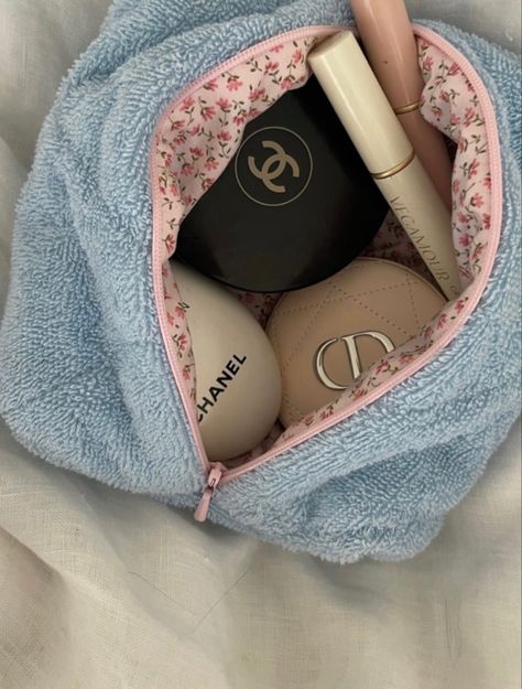 Terry Cloth Makeup Bag, Towel Makeup Bag, Terry Cloth Bag, Terry Makeup, Towel Bag, Take Care Of Your Skin, Kids Sewing, Makeup Step By Step, Makeup Tips For Beginners