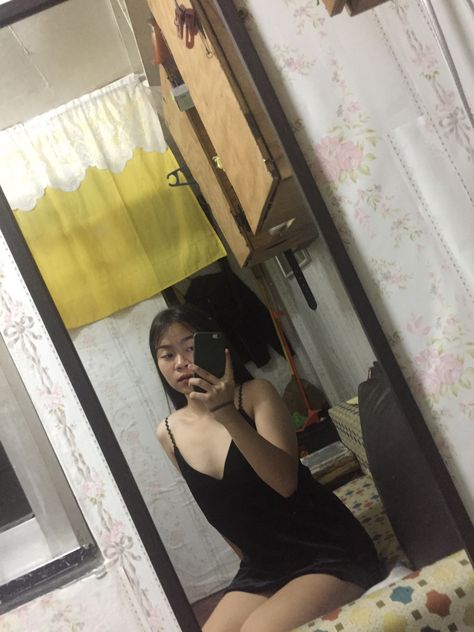 Black Sando, Mirror Shot, Mirror Selfie, Mirror, Black